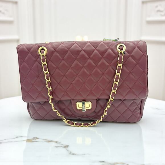Badgley Mischka Quilted Travel Shoulder Bag Burgundy Gold Tone New With Tags - Picture 1 of 11